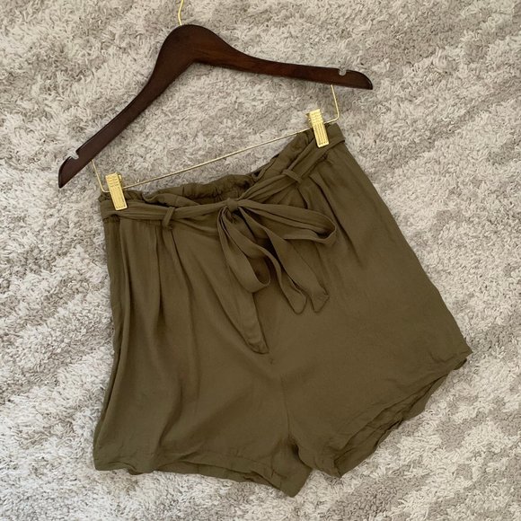 Shellsea Green High Waisted Front Tie Shorts - Picture 1 of 6
